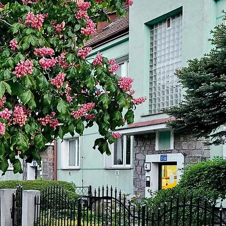 Nest Sopot, Garden Apartment With Bathtub, Apartament Z Ogrodkiem I Wanna Exterior photo