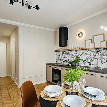 Nest Sopot, Garden Apartment With Bathtub, Apartament Z Ogrodkiem I Wanna Exterior photo